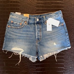 LEVI’S 501 Cutoffs